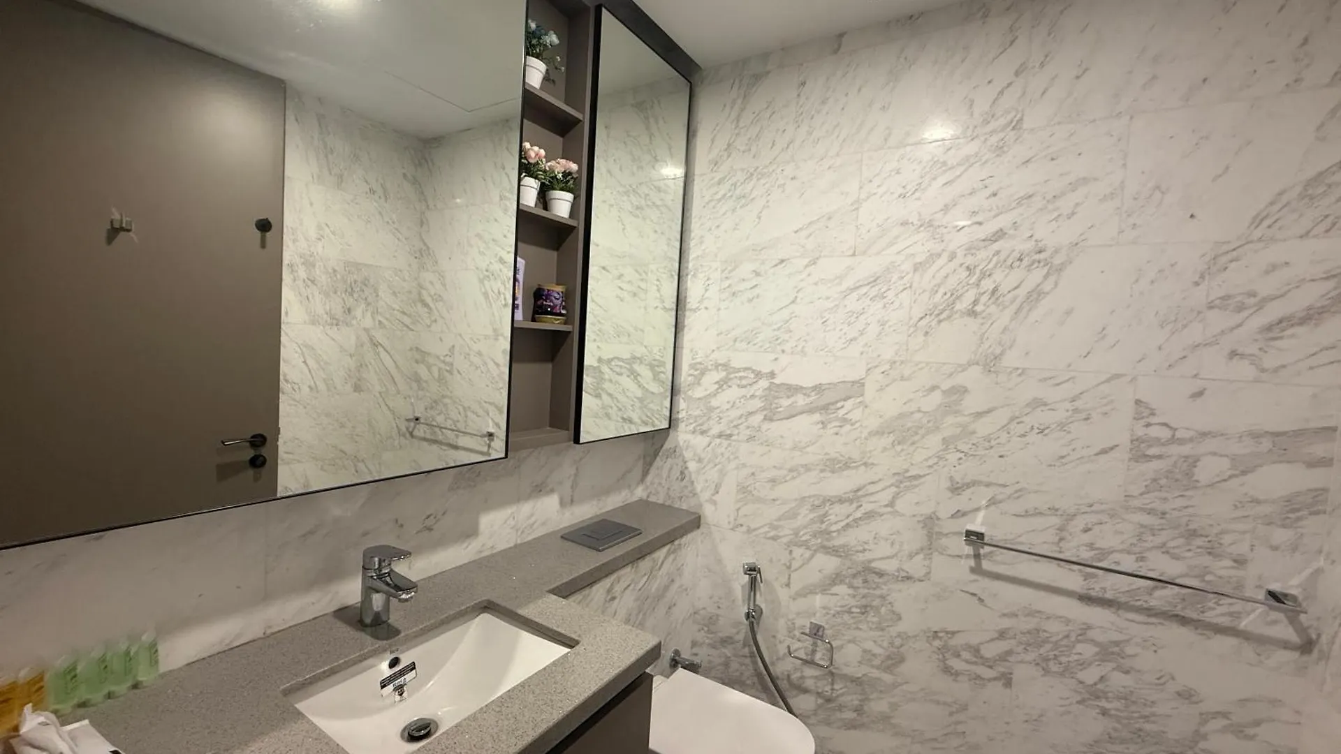 Eaton Residences Like Home Klcc Куала-Лумпур Апартаменты