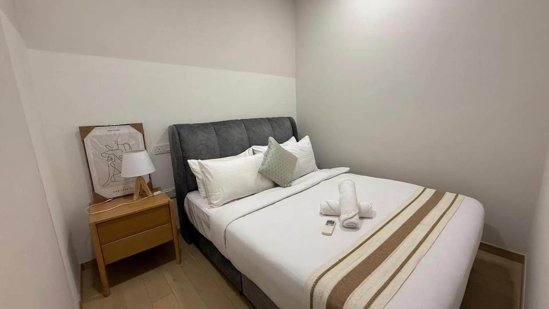 Eaton Residences Like Home Klcc Куала-Лумпур 0*,  Малайзия